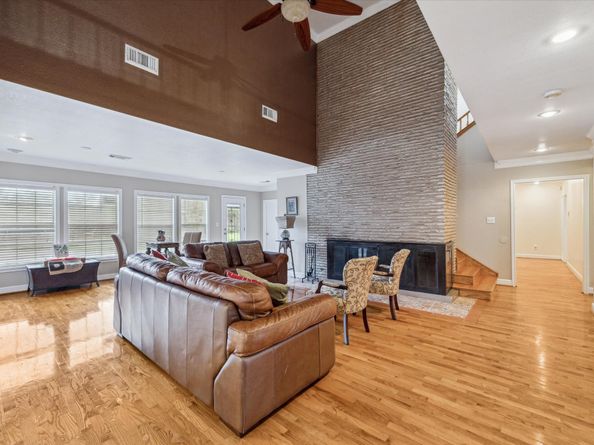 3449 N Parkwood Drive, Houston TX 77021