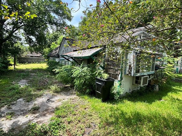 7312 Victoria Street, Houston TX 77020