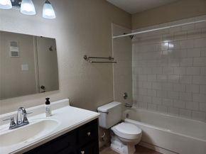 2750 Holly Hall Street 304, Houston TX 77054