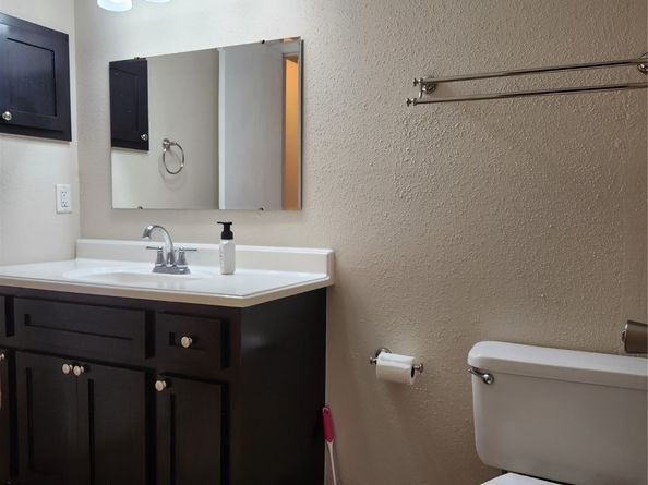 2750 Holly Hall Street 304, Houston TX 77054