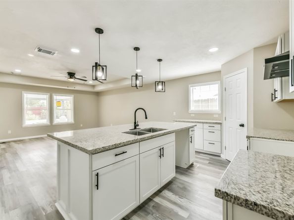 7929 Ritz Street, Houston TX 77028