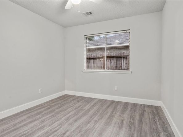 10622 Highland Woods Drive, Sugar Land TX 77498
