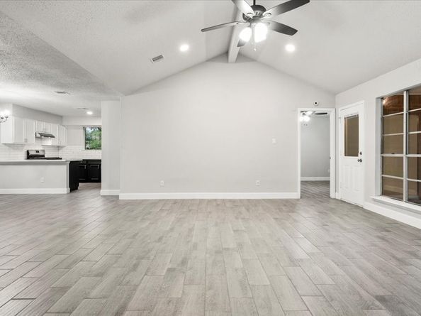 10622 Highland Woods Drive, Sugar Land TX 77498