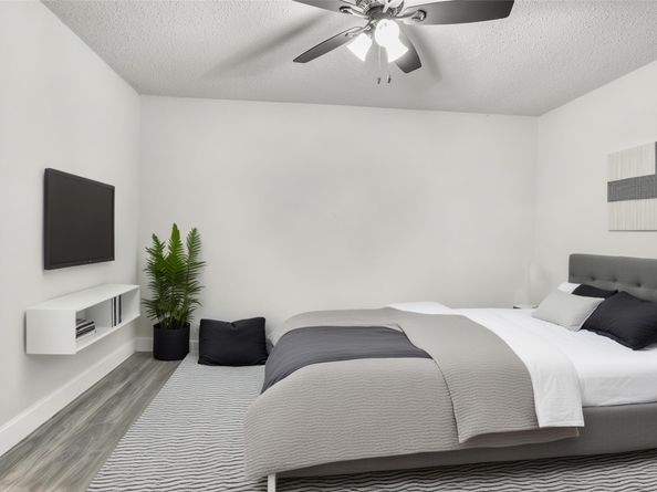 10622 Highland Woods Drive, Sugar Land TX 77498