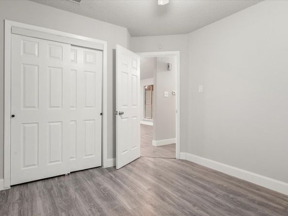 10622 Highland Woods Drive, Sugar Land TX 77498