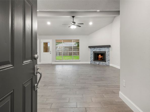 10622 Highland Woods Drive, Sugar Land TX 77498
