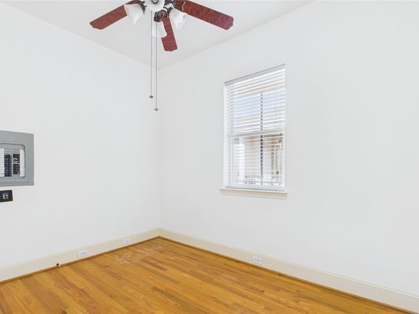 58 Briar Hollow Lane 403, Houston TX 77027