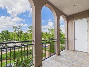 58 Briar Hollow Lane 403, Houston TX 77027