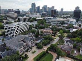 58 Briar Hollow Lane 403, Houston TX 77027
