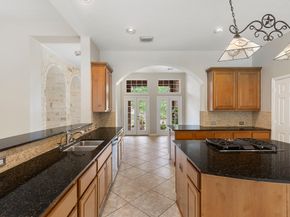 6 Hithervale Court, The Woodlands TX 77382