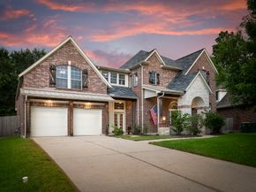 6 Hithervale Court, The Woodlands TX 77382