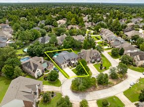 6 Hithervale Court, The Woodlands TX 77382