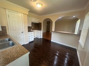 10211 Hinds Street, Houston TX 77034