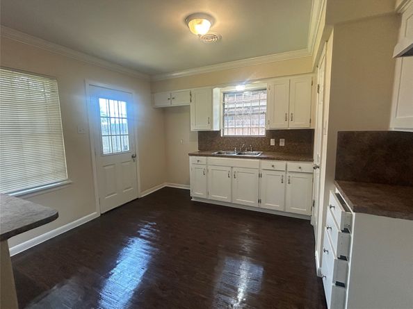 10211 Hinds Street, Houston TX 77034