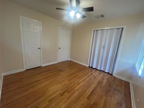 10211 Hinds Street, Houston TX 77034