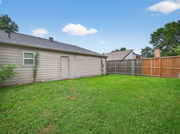 10815 Shawnbrook Drive, Houston TX 77071