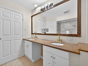 10815 Shawnbrook Drive, Houston TX 77071