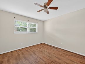 10815 Shawnbrook Drive, Houston TX 77071