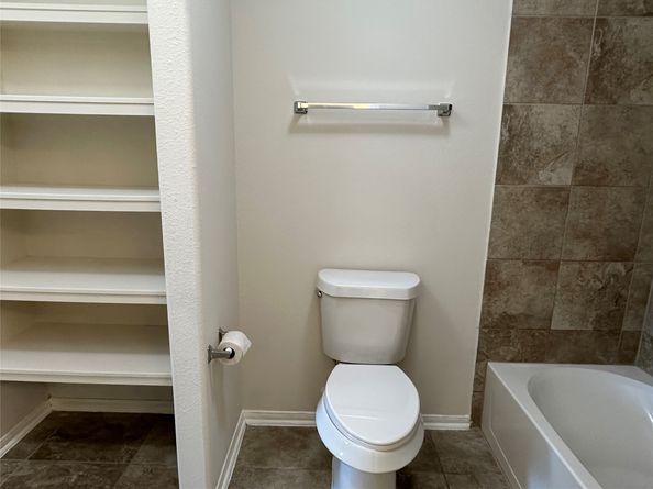 8211 Gran Villa Drive, Cypress TX 77433