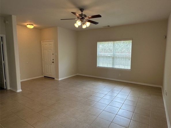 8211 Gran Villa Drive, Cypress TX 77433