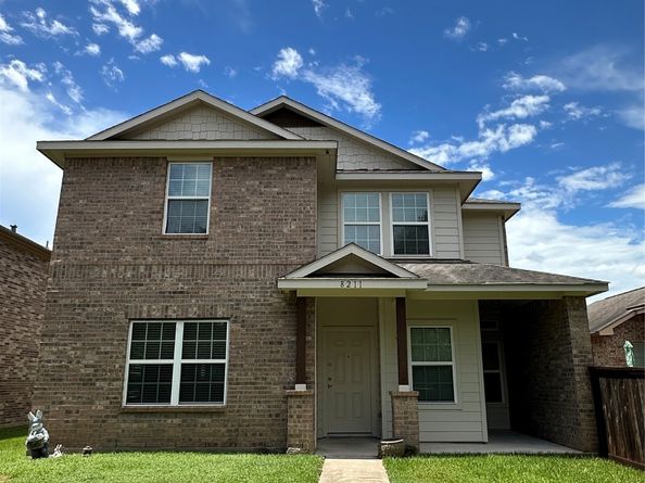 8211 Gran Villa Drive, Cypress TX 77433