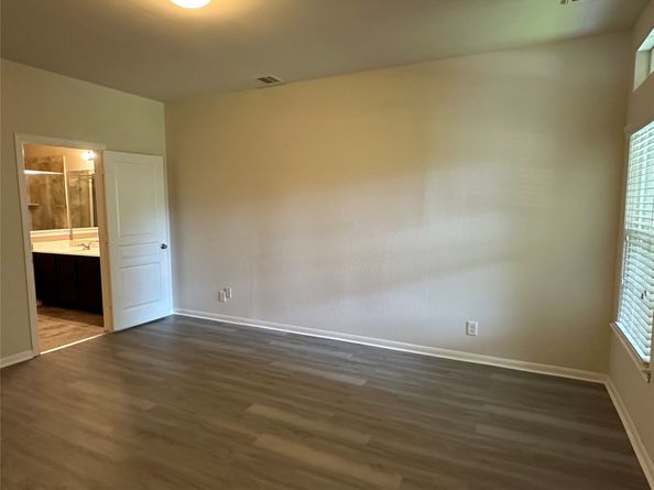 8211 Gran Villa Drive, Cypress TX 77433