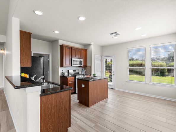 9619 Brackenton Crest Drive, Spring TX 77379