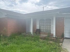 9539 Beverlyhill Street, Houston TX 77063