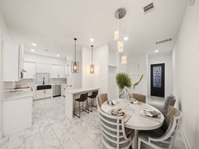 2416 Sumpter Street A, Houston TX 77026