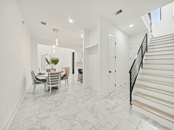 2416 Sumpter Street A, Houston TX 77026
