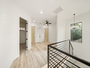 2416 Sumpter Street A, Houston TX 77026