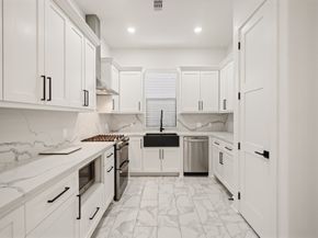 2416 Sumpter Street A, Houston TX 77026