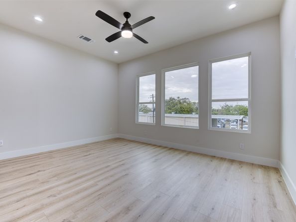 1308 Evelyn Street, Houston TX 77009