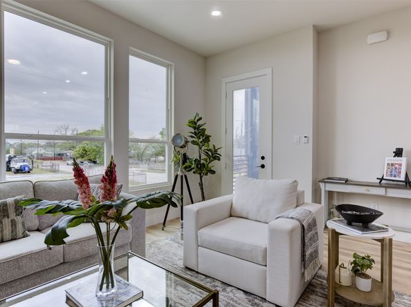 1308 Evelyn Street, Houston TX 77009