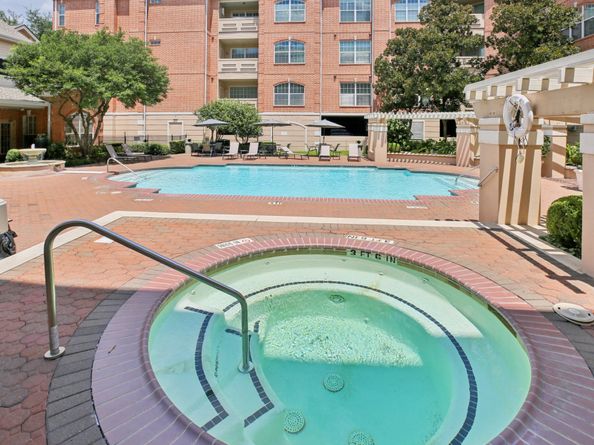 2100 Welch Street C113, Houston TX 77019