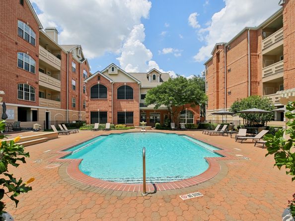2100 Welch Street C113, Houston TX 77019