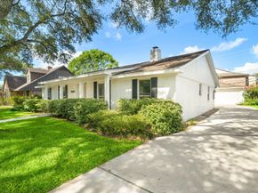 10110 Bob White Drive, Houston TX 77096