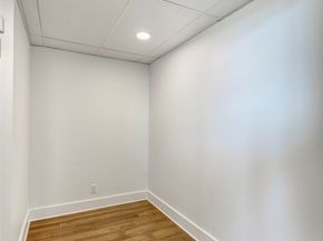 15 Greenway Plaza 8G, Houston TX 77046