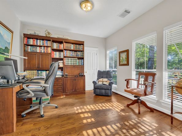 23 W Bonny Branch Street, The Woodlands TX 77382