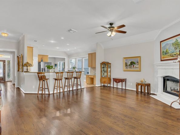 23 W Bonny Branch Street, The Woodlands TX 77382