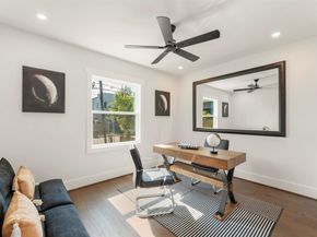 112 Goldenrod Street, Houston TX 77009