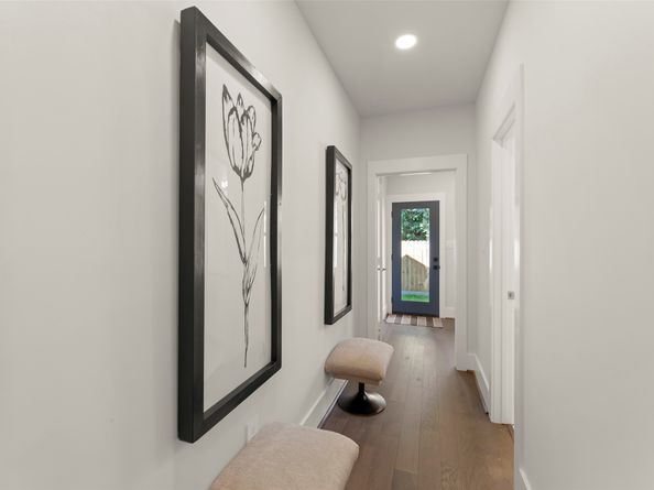 112 Goldenrod Street, Houston TX 77009