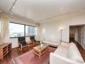 5000 Montrose Boulevard 14H, Houston TX 77006