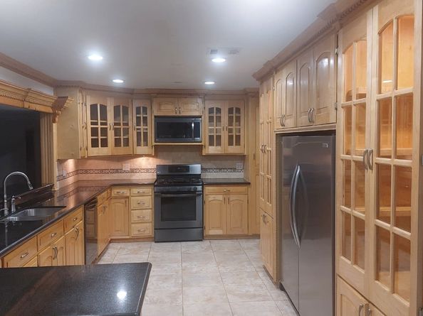 5603 Nina Lee Lane, Houston TX 77092