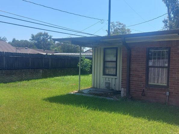 5603 Nina Lee Lane, Houston TX 77092