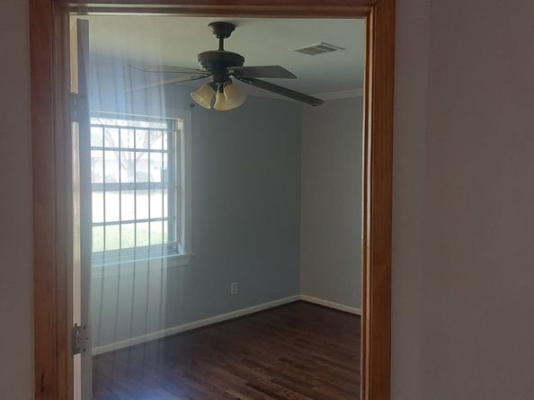 5603 Nina Lee Lane, Houston TX 77092