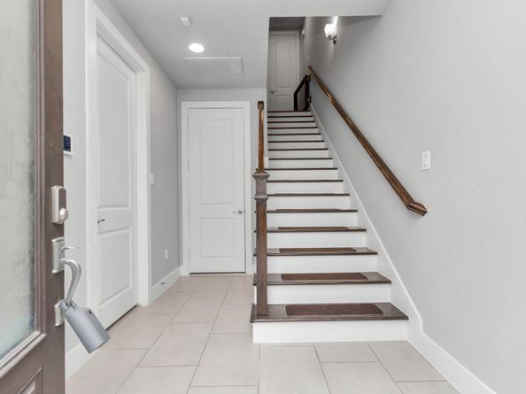 2716 Freund Street, Houston TX 77003