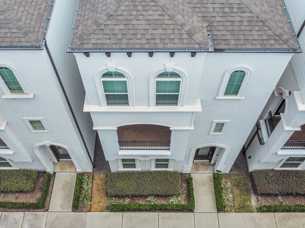 2716 Freund Street, Houston TX 77003