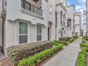 2716 Freund Street, Houston TX 77003