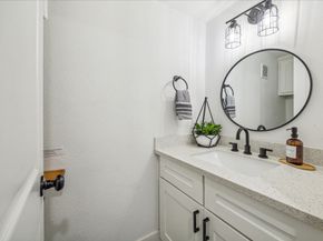 1206 Fairbanks Street, Houston TX 77009